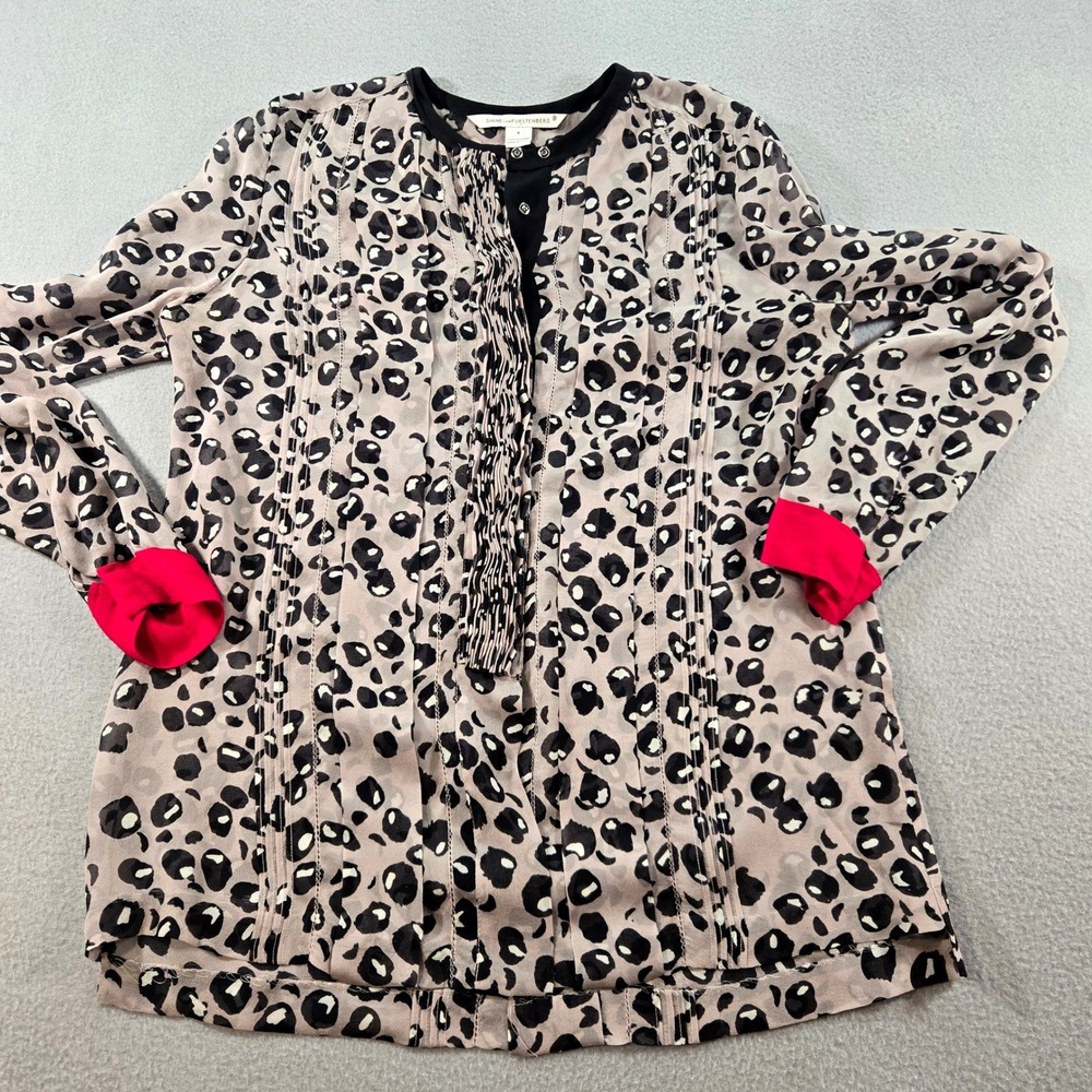 Diane von Furstenberg Ursula Blouse Women 6 Grey Black Leopard Silk Pink Cuffs